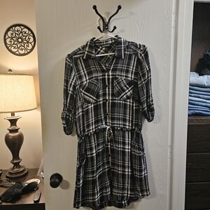 Express Black and White Plaid Long Sleeve Dress